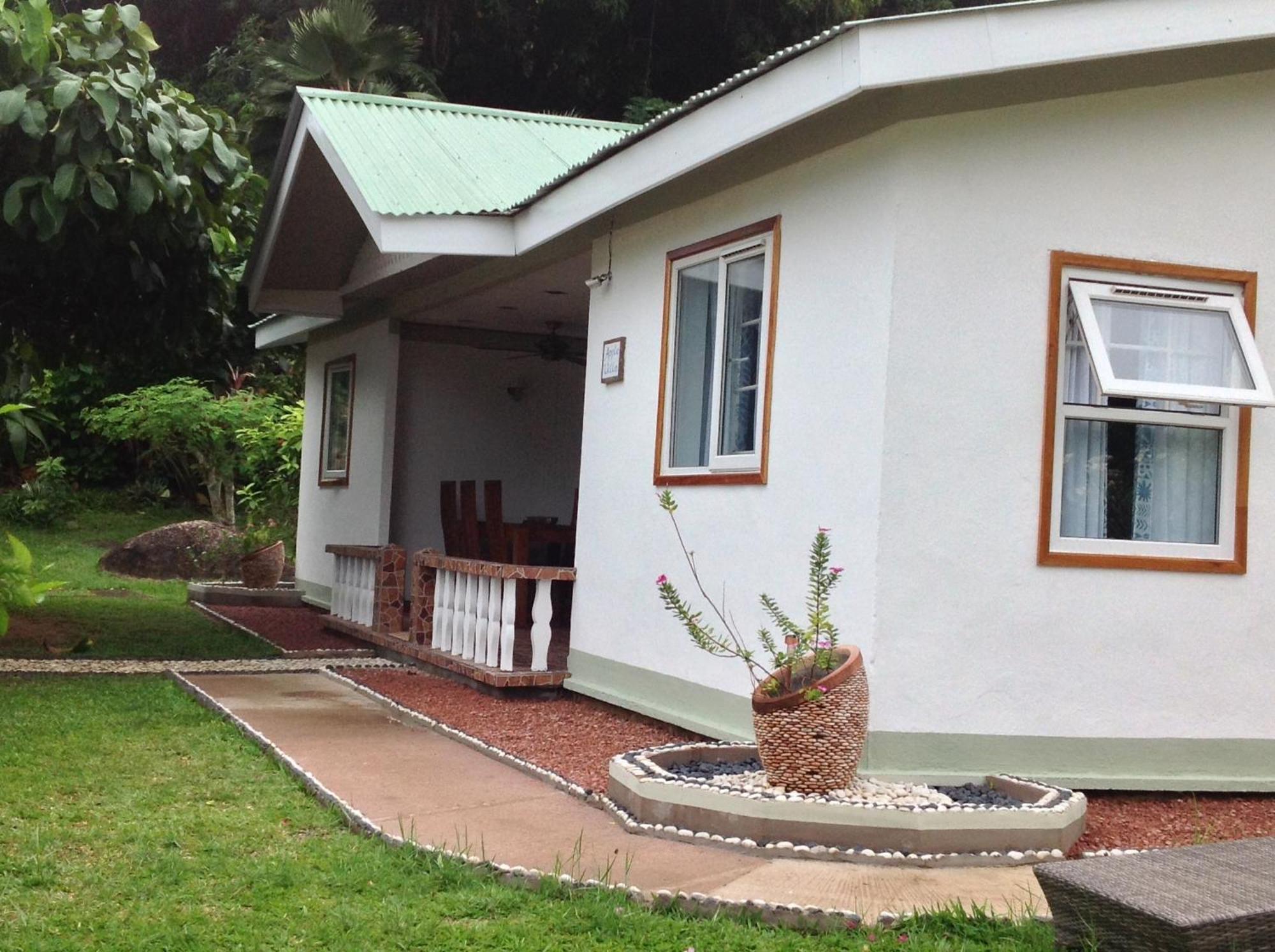 Sea View Lodge Baie Sainte Anne Стая снимка